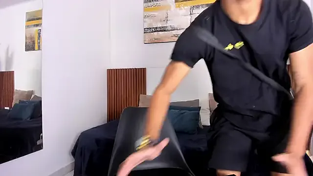 Nonchan_ – webcam model profile photo Image 8