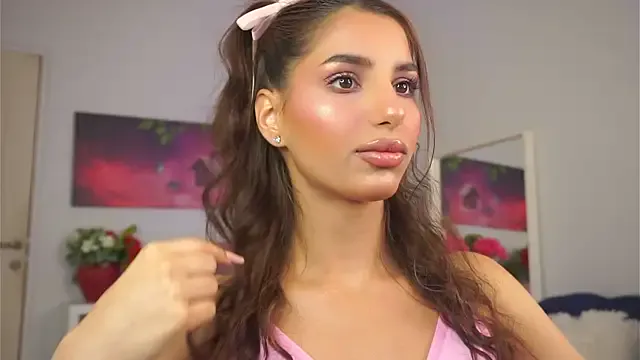 Nonchan_ – webcam model profile photo Image 12