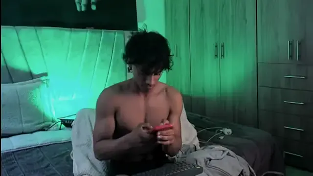 ZYZZ1312 – webcam model profile photo