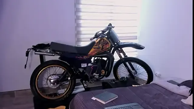 841_yayoi – webcam model profile photo Image 15