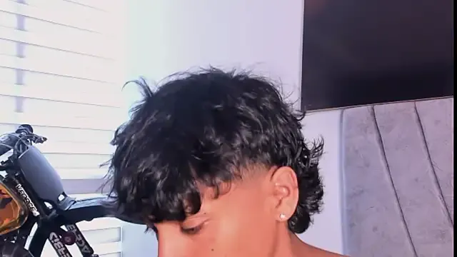 841_yayoi – webcam model profile photo Image 6